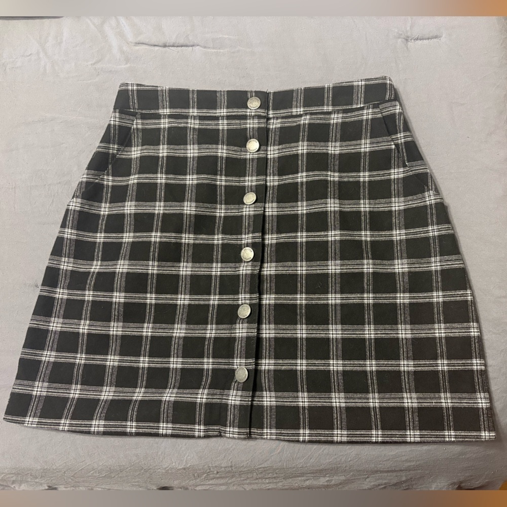 Hollister Black and White Checkered Mini Skirt